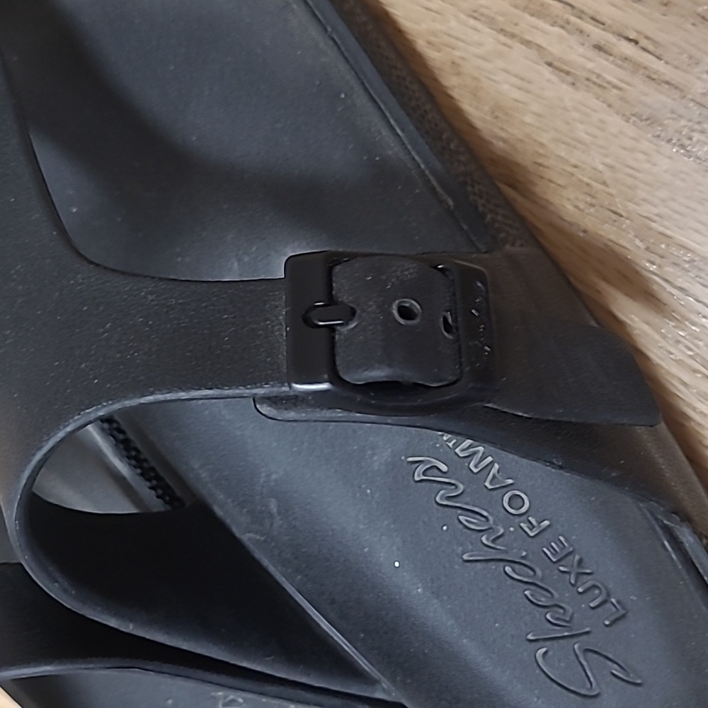 Sandals - Picture 2 of 5